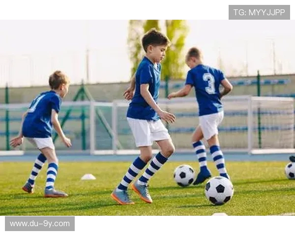 四周半男孩足球比赛精彩回顾与成长历程探索